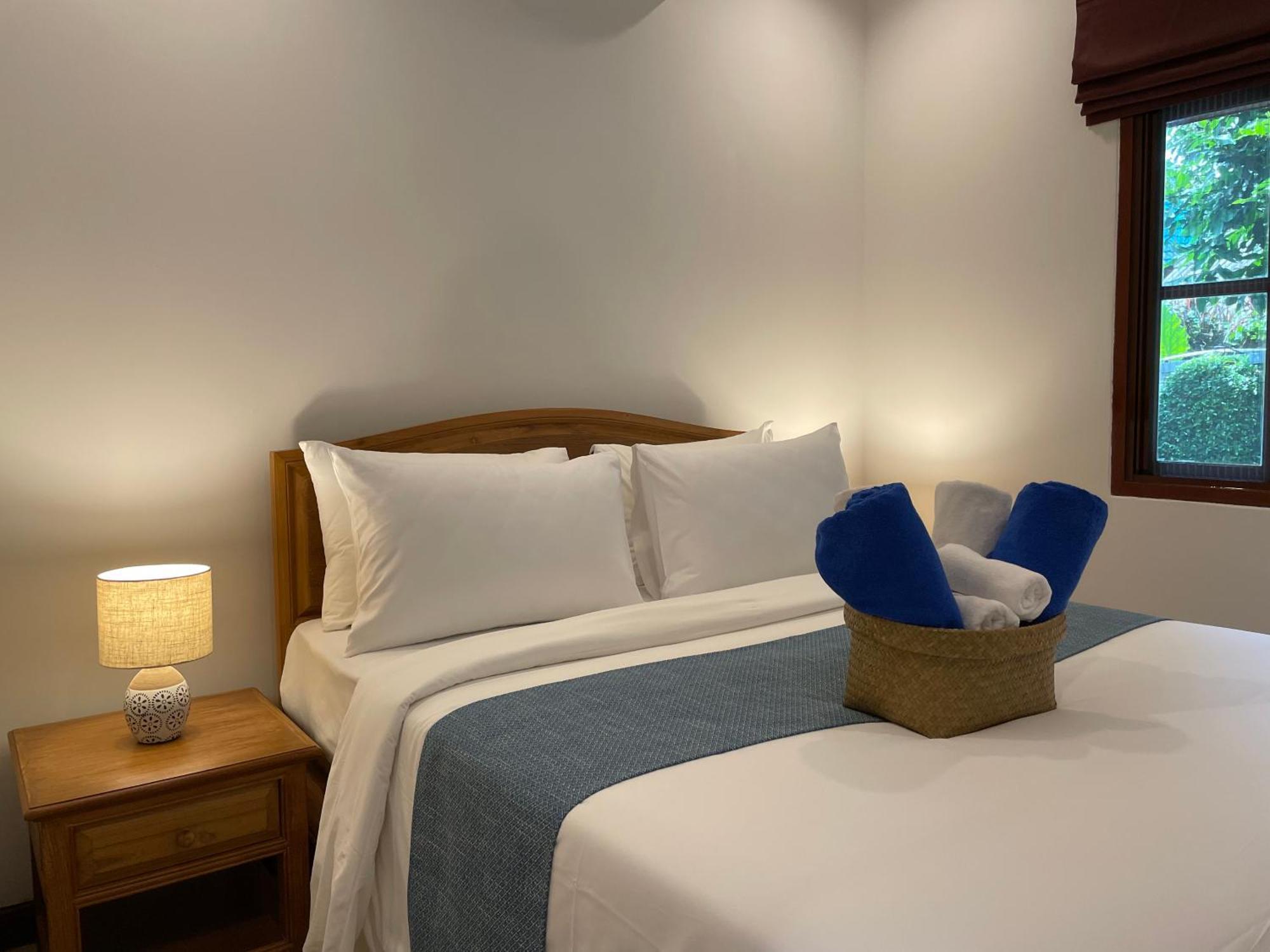 The Pace Phuket Boutique Resort Rawai Bagian luar foto
