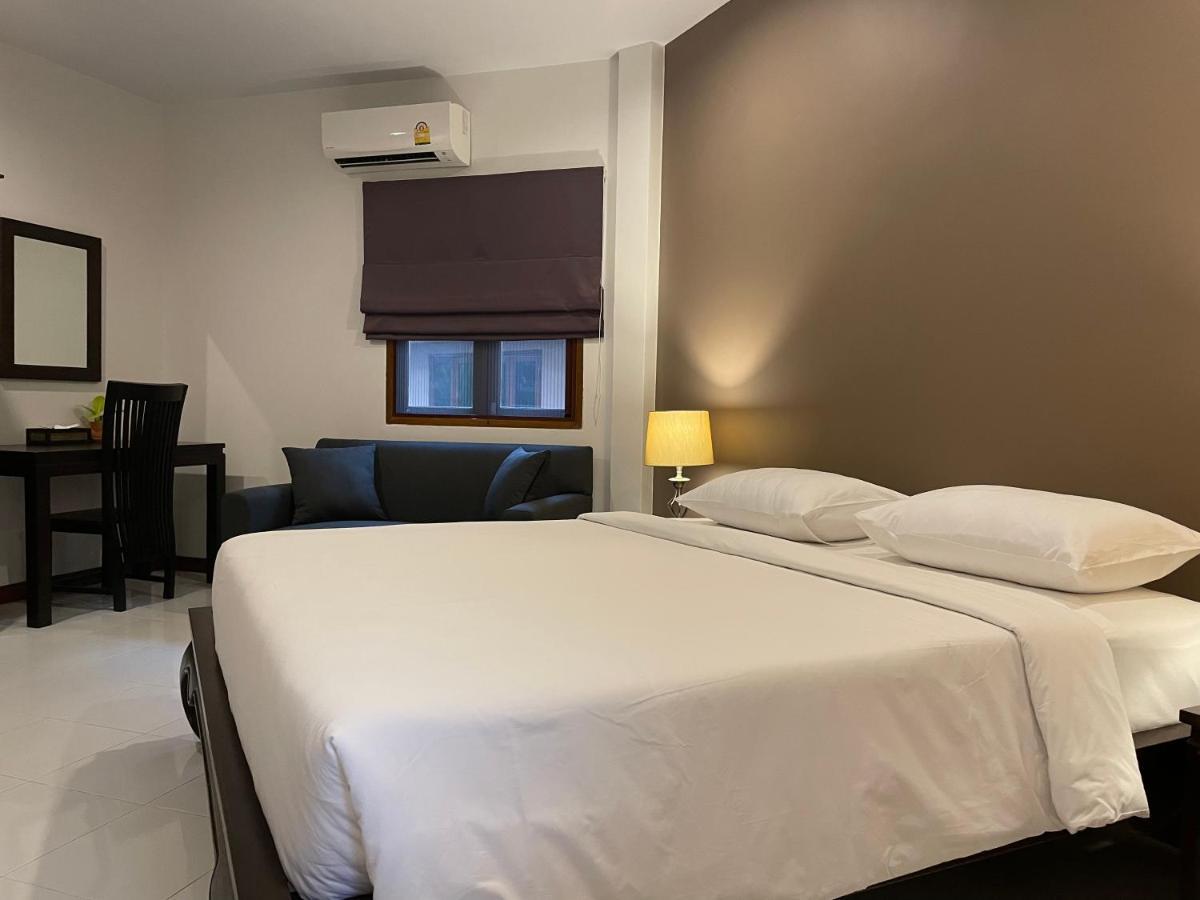 The Pace Phuket Boutique Resort Rawai Bagian luar foto