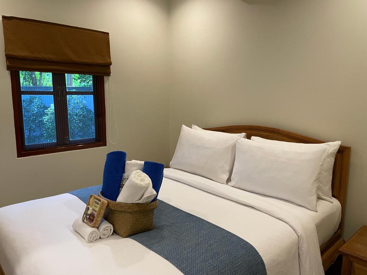 The Pace Phuket Boutique Resort Rawai Bagian luar foto