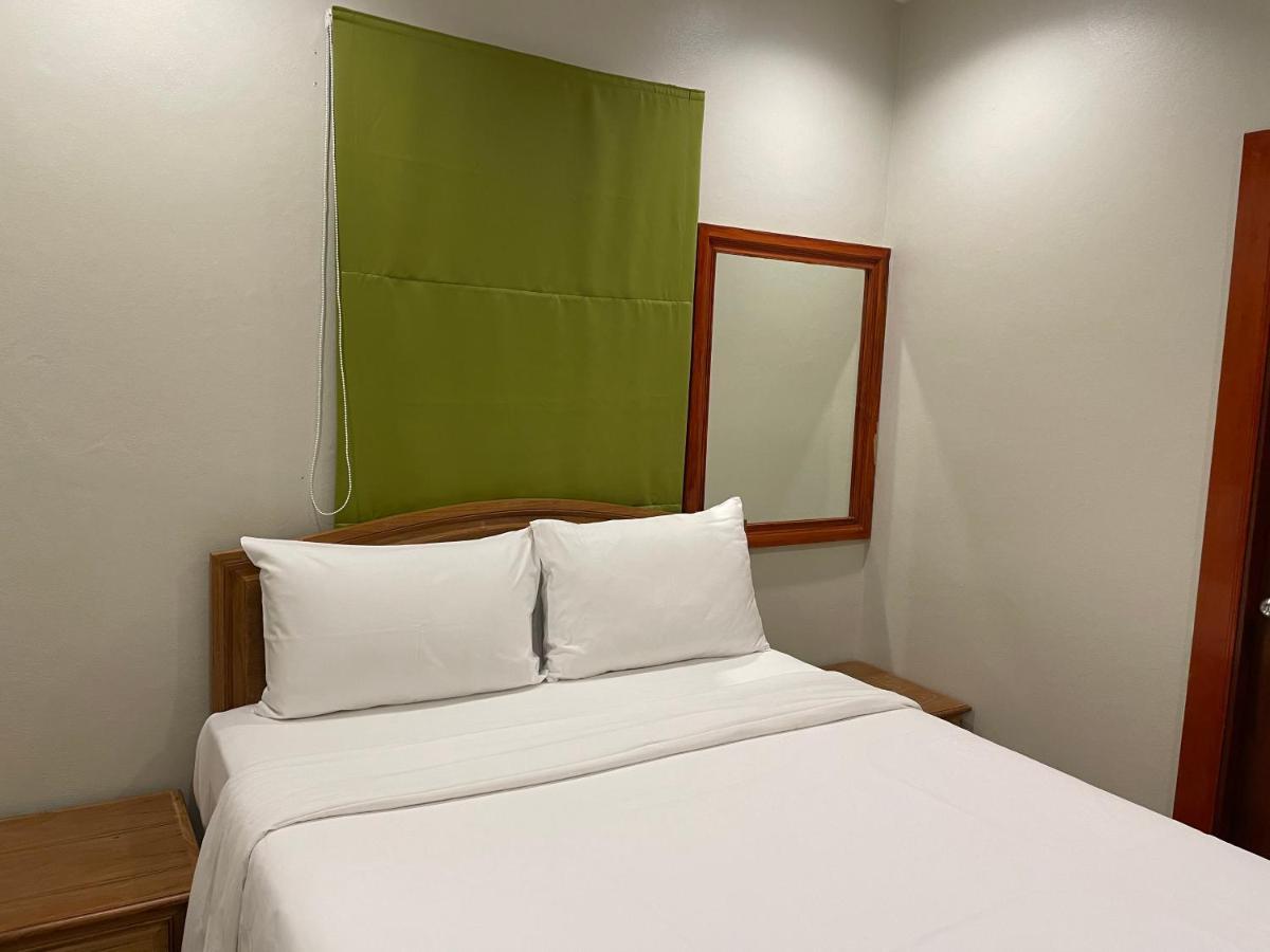 The Pace Phuket Boutique Resort Rawai Bagian luar foto