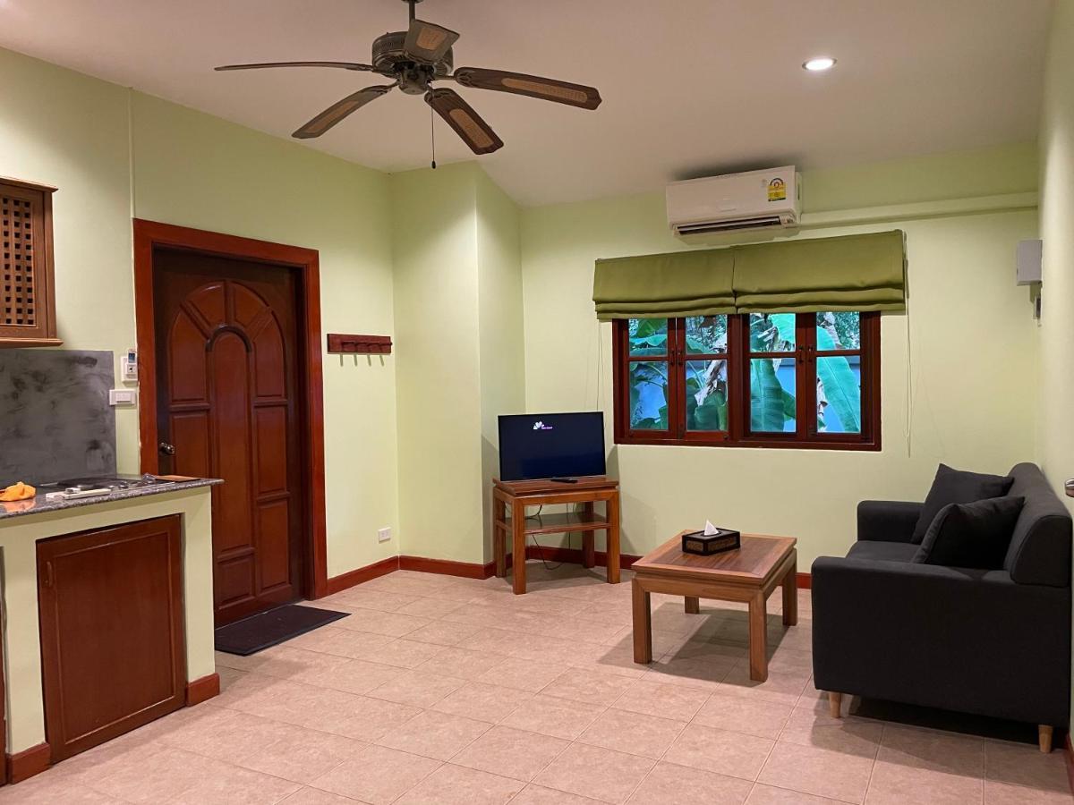 The Pace Phuket Boutique Resort Rawai Bagian luar foto